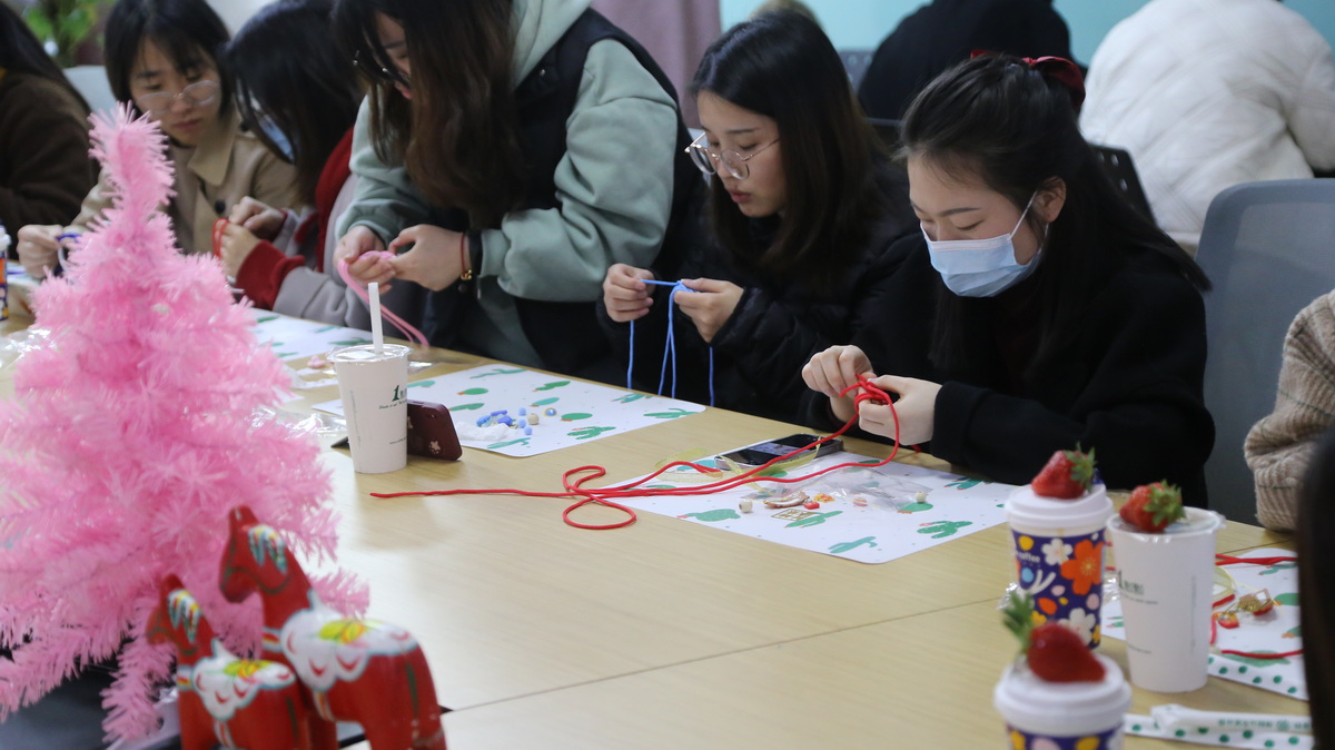 婦女(nǚ)節 手作(zuò)DIY