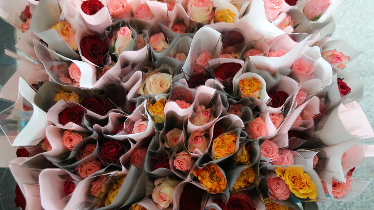 婦女(nǚ)節 送花(huā)