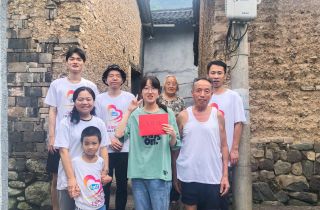 贈人(rén)玫瑰 手有(yǒu)餘香｜甯波萌恒“小(xiǎo)豆芽”愛(ài)心助學活動