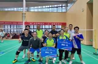 “羽”出無限活動 “工(gōng)”創美(měi)好(hǎo)前江 | 萌恒羽毛球代表隊勇奪佳績