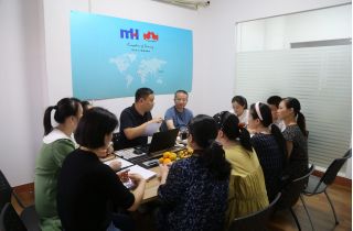 萌恒國(guó)貿順利通(tōng)過ISO三合一(yī)管理(lǐ)體(tǐ)系認證監督審核