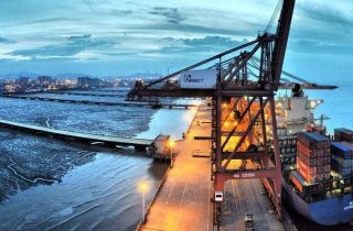 我市(shì)一(yī)季度外(wài)貿成績單出爐 萌恒國(guó)貿跻身(shēn)甯波市(shì)出口企業(yè)二十強